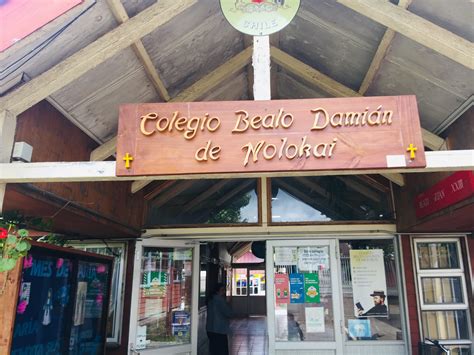 Colegio Beato Damián de Molokai la otra comunidad educativa