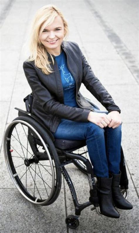 Pin Von Francesca Hearne Auf Wheelchair Women Sammlung Rollstuhl