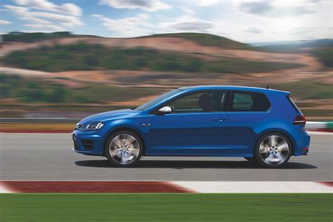 Volkswagen Golf Vii R Doors Specs Photos