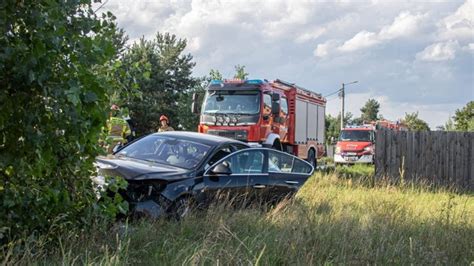 Gro Ny Wypadek W Augustowie W Powiecie Radomskim Samoch D Osobowy