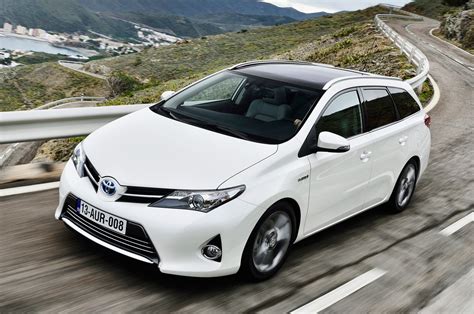 Toyota Auris Touring Sports Specs Revealed Autoevolution