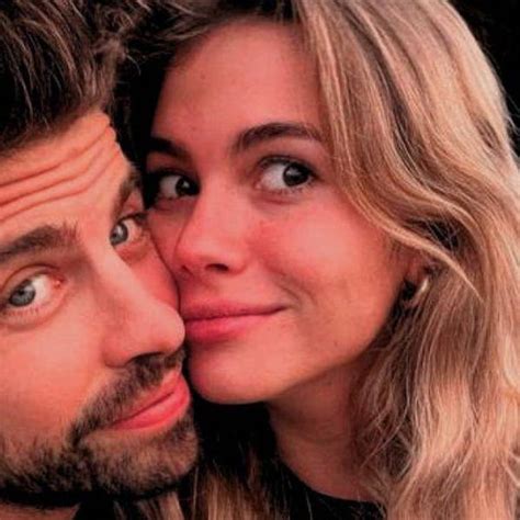 Clara Chía Martí se deja ver por primera vez en bikini en medio sus vacaciones con Gerard Piqué