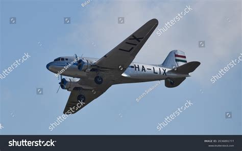 5 Malév Hungarian Airlines Images Stock Photos and Vectors Shutterstock