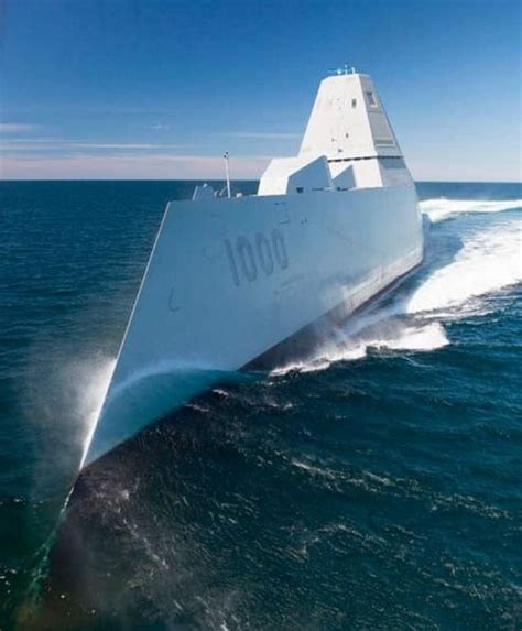 Navy gets the keys to the Zumwalt-class destroyer | WordlessTech