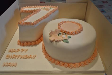 70th number cake | Cool birthday cakes, 70th birthday cake, Cake