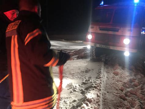 Einsatz Schneeverwehungen Ff Brachwitz Feuerwehr Brachwitz