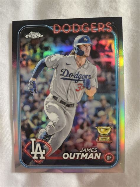 Topps Chrome Refractor James Outman Los Angeles Dodgers Gold