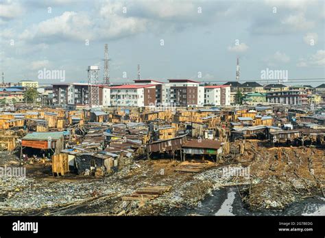 Maokoko Floating Market Lagos Nigeria Stock Photo Alamy