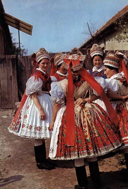 15 11 11 Girls wearing their costumes Kazár Nógrád County Károly Kofán