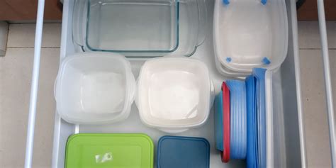 Cómo organizar bien los tuppers en tu cocina