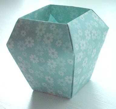 Pleasant Origami Flower Vase 2019