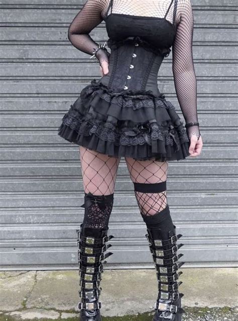 Pin By Witty Witch Of The South On Corset Tightlacing Alternative