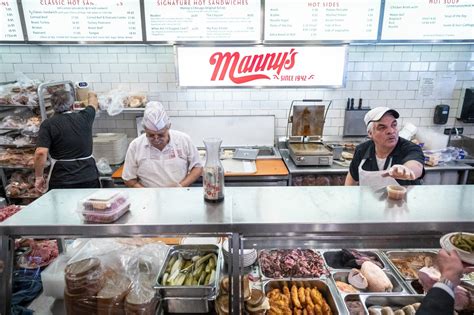 Restaurant inflation at Manny’s Chicago deli corned beef | WBEZ Chicago