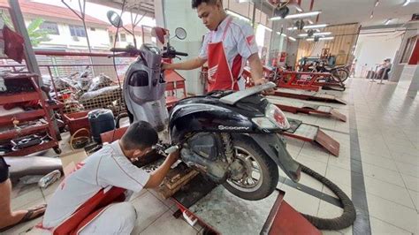 Tips Perawatan Agar Motor Honda Tetap Prima Begini Merawat Ala Astra