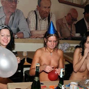 Blowing Balloons Nude Party Phun Org Forum