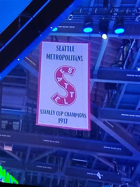 The Metropolitans Stanley Cup banner revealed tonight to hang from the ceiling of CPA, before ...