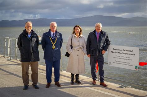 Cyngor Gwynedd marks the completion of two significant projects in the