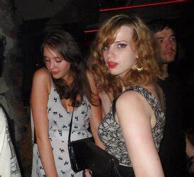 Billie The Facebook Tart And Mates ZB Porn