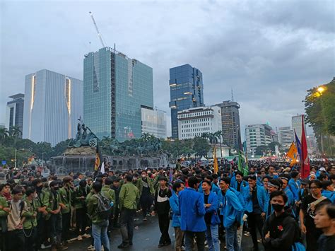 Aksi Indonesia Gelap Kembali Digelar Di Jakarta Polisi Bersiaga