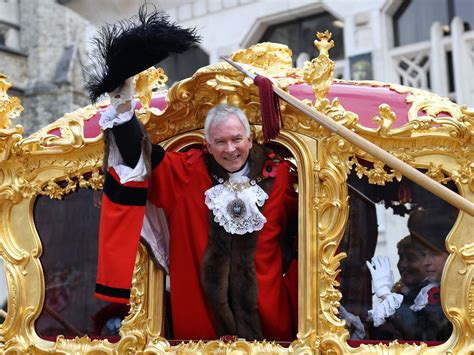 London Lord Mayor for 2023 Hits Back at Pension Bosses' Criticism Of ...