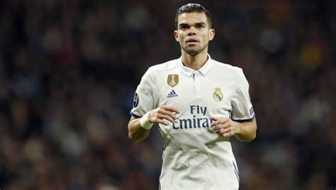 Pepe Claims Real Madrid Was a 'Central Defenders' Graveyard' When He ...