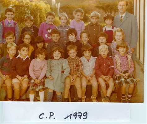 Photo De Classe Cp De Ecole Saint Vincent Ardentes Copains D