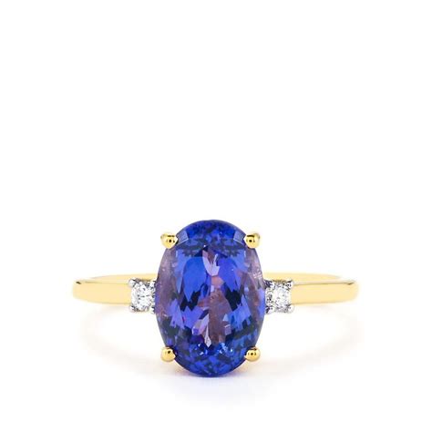 A Delightful Ring From The Tomas Rae Collection Made Of 18k Gold