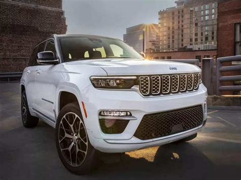 Jeep Launches Bookings For Premium Suv Grand Cherokee In India See All The Highlights