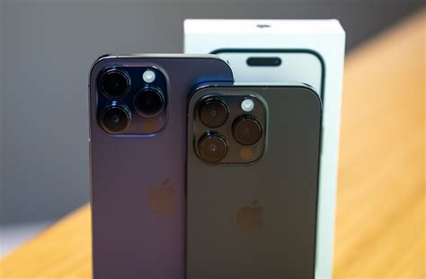 iphone  pro packs  lot  innovation    price
