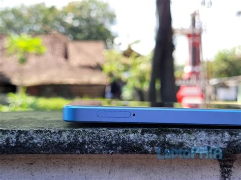 Review Realme Pro G Layar Hz Nyaris Bezelless Fitur Lengkap