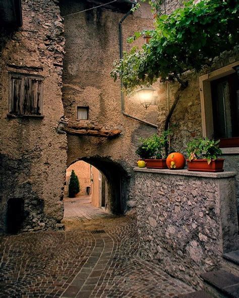 Pin By Moni Alex On Photography Postcards From Italy Italy Instagram