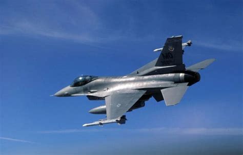 Ukrainian Pilots Start Training On F 16 In The Us Root