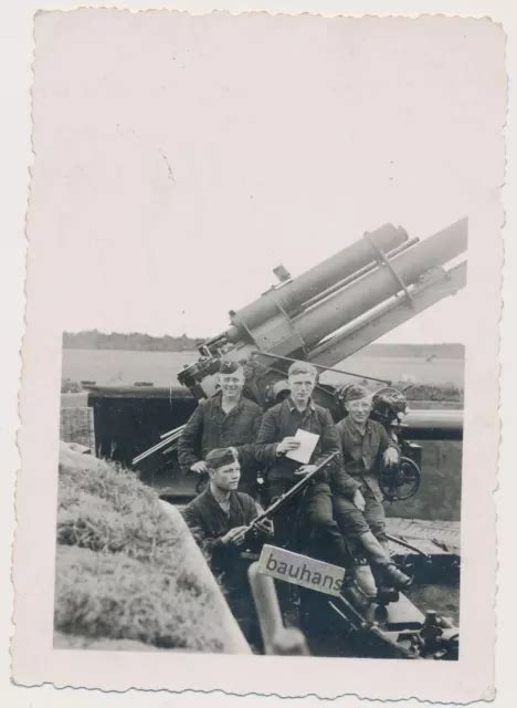 FOTO LUFTWAFFE ARTILLERIE STELLUNG Flak Geschütz Reinigung 2 WK 6682a