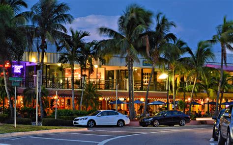 St. Armands Circle in Sarasota 6 - Sarasota Real Estate