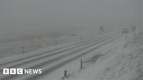 Major Derbyshire Roads Closed Due To Snow Reopen Bbc News