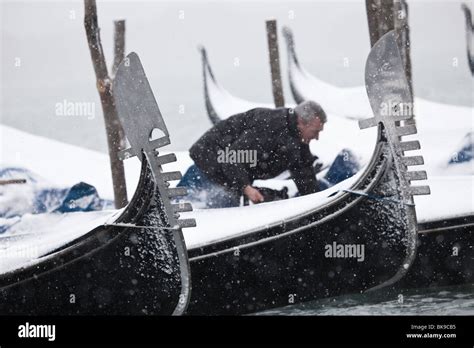 High tide in Venice, Italy Stock Photo - Alamy