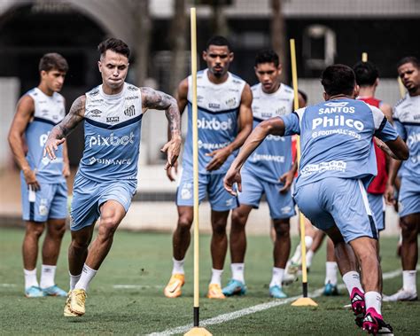 Santos Estreia Novo Uniforme De Treino Veja Fotos Santos Ge