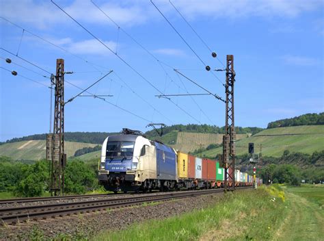 Dispolok 182 520 ES64 U2 020 im Einsatz für Wiener Lokalbahnen Cargo