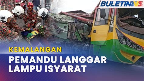 Kemalangan Lori Tangki Langgar Lampu Isyarat Merah Punca Nahas Youtube