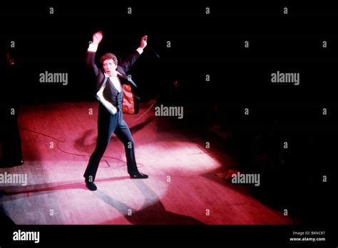 Tom Jones Singer Dancing In Hi Res Stock Photography And Images Alamy