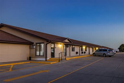 Super 8 by Wyndham Valentine NE | Valentine, NE Hotels