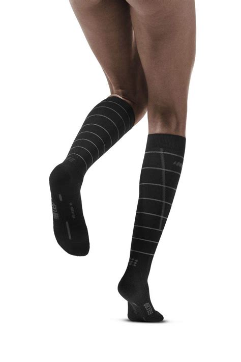 CEP Reflective Socks Damen Compression Laufsocke Schwarz WP405Z