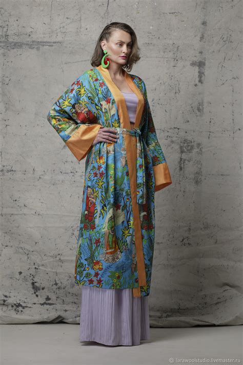 Кимоно с декоративным рисунком – Larisa Hadar