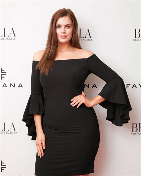 10 Plus Size Lingerie Models That Challenge Social Media In 2024