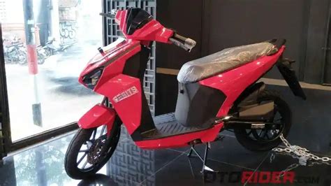 Cuma Rp Ribuan Sebulan Ini Cicilan Motor Listrik Gesits Di