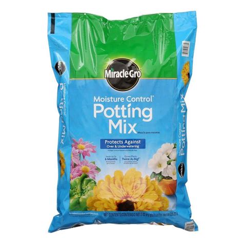 Miracle Gro 32 Qt Moisture Control Potting Mix 75583300 The Home Depot