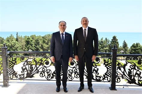 Expanded Meeting Between Azerbaijani Albanian Presidents Kicks Off