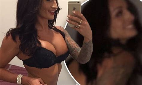 Mafs Hayley Vernon Pictured As A Topless Waitress At Hot Sex Picture