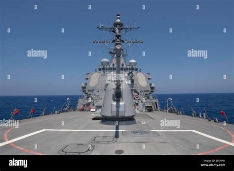 N Ze Mediterranean Sea Aug Uss Carney Ddg