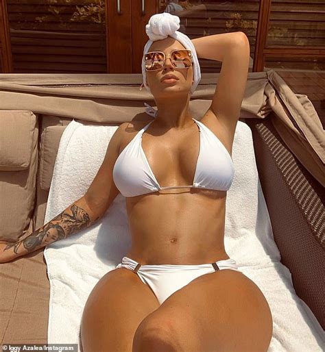 Iggy Azalea Flaunts Her Enviable Physique In A Revealing Bikini As She